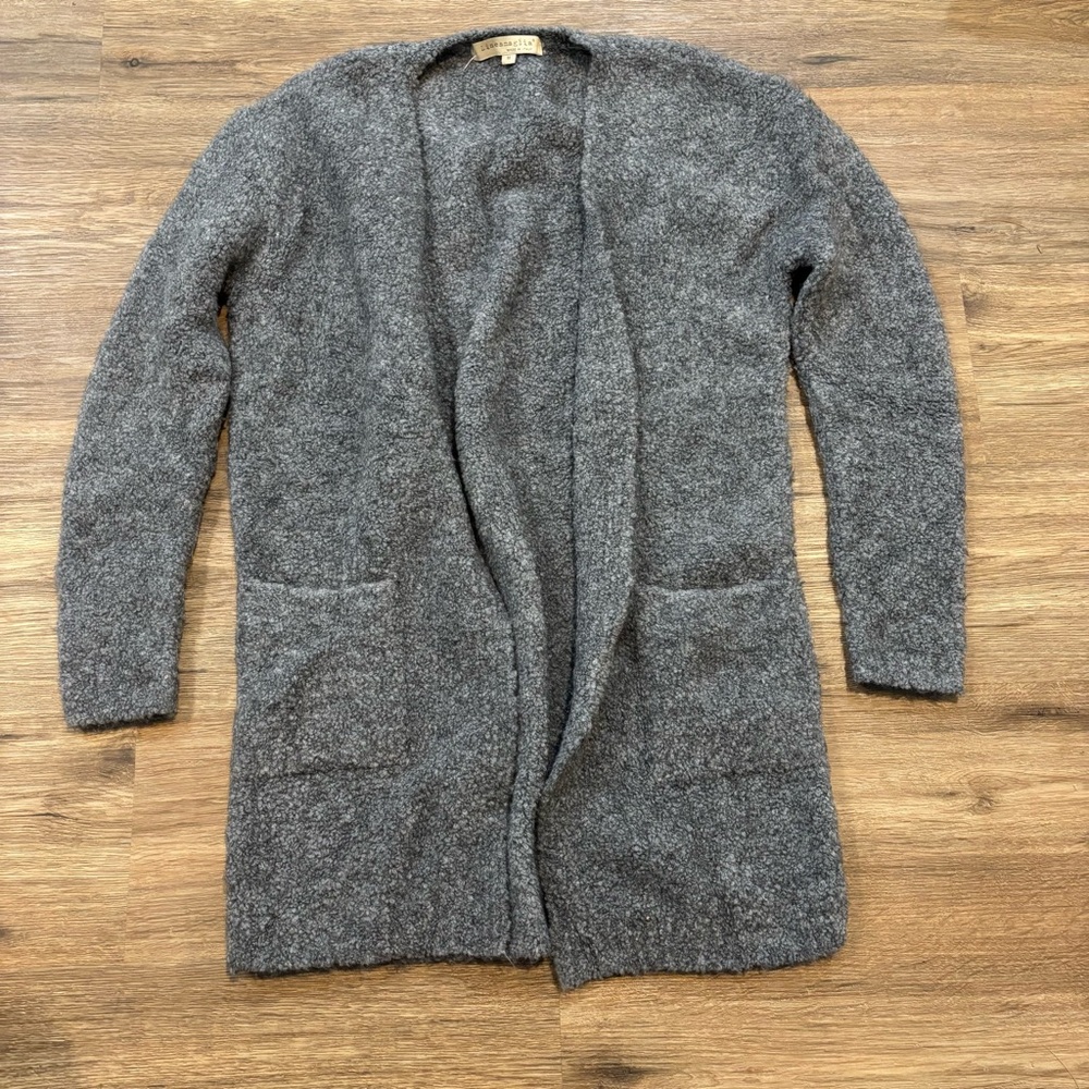 Grey cardigan